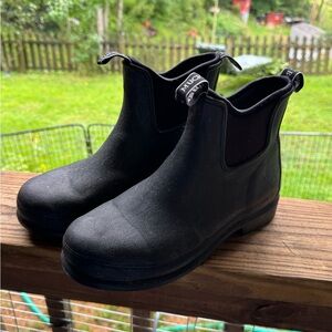Muck Women's Black Ankle Boots
